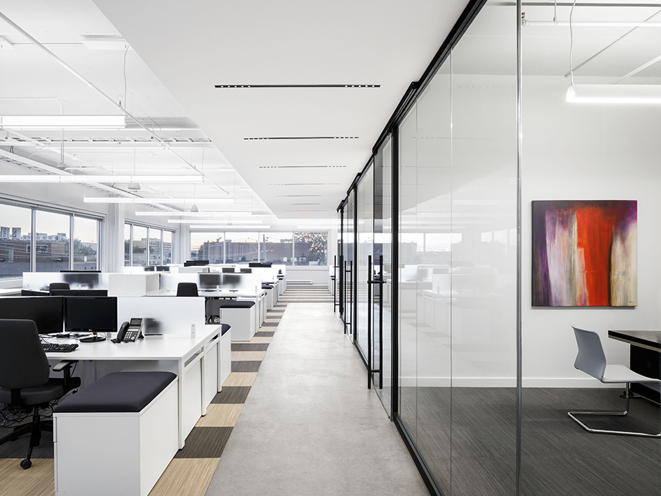 Product Highlight: moodwall P2 Frameless Glass Wall System